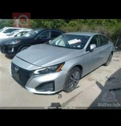 نيسان ألتيما